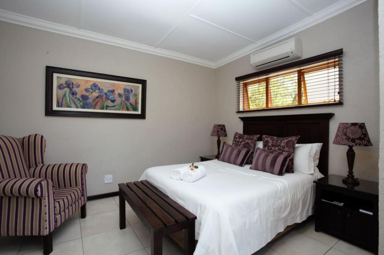 Celtis Country Lodge & Restaurant Middelburg  Exterior photo