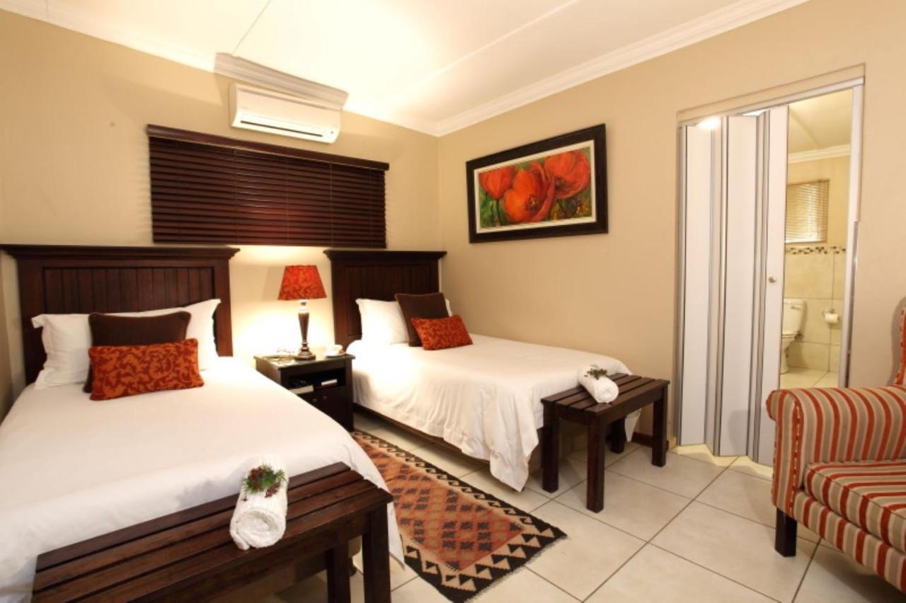 Celtis Country Lodge & Restaurant Middelburg  Exterior photo